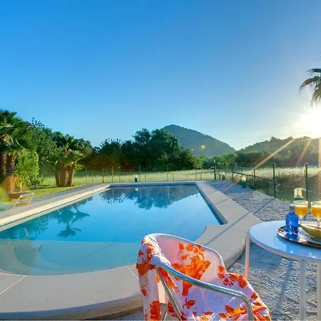 Bennassar By Vintage Travel * Pollença