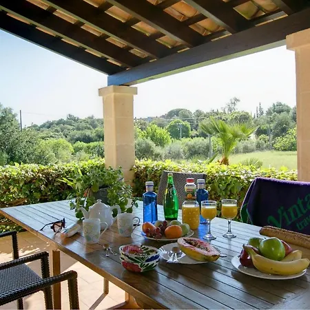 Villa Bennassar By Vintage Travel