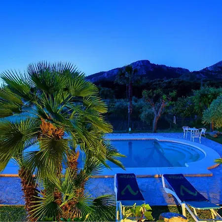 Villa Bennassar By Vintage Travel