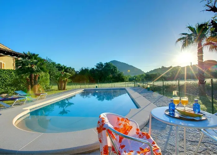 Bennassar By Vintage Travel * Pollença