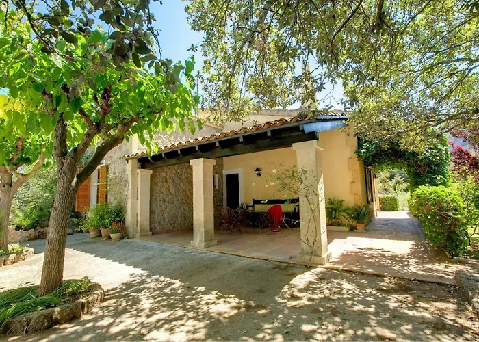 Bennassar By Vintage Travel Pollensa